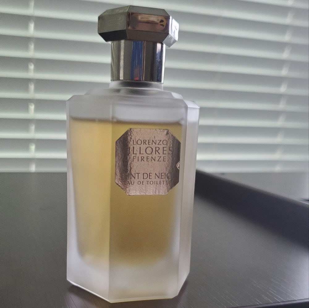 SOLD**"Teint de Neige" by Lorenzo Firenze Fragrance - Picture 1 of 7